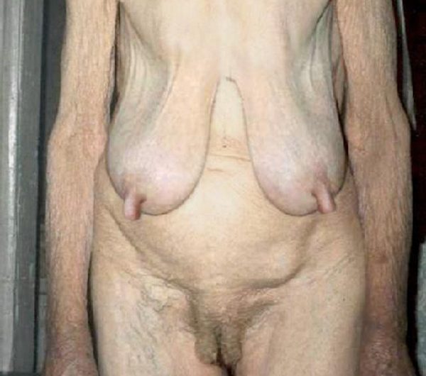 Uroma aus Stuttgart ficken – wer traut sich an meine Uraltfotze?