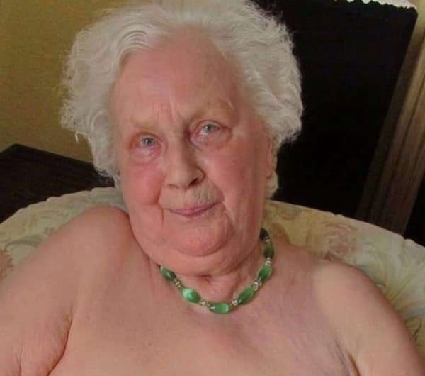 Oma zum Sex treffen – altes Fickweib aus Koblenz ist geil